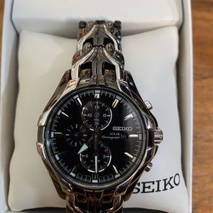 Seiko SSC 139 Special Edition Solar/Chrono. Watch
